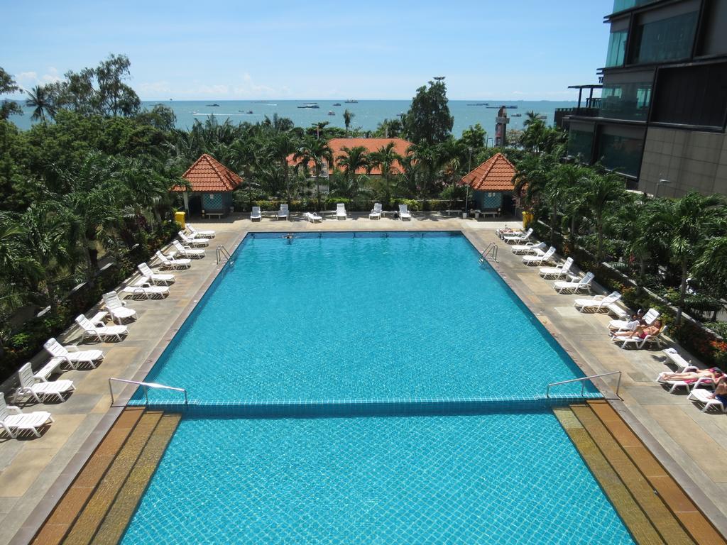 View Talay 6 Suite Apartments Pattaya Bagian luar foto