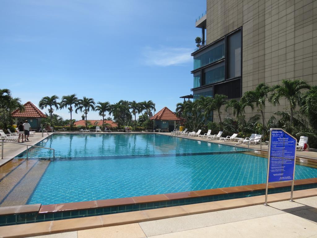 View Talay 6 Suite Apartments Pattaya Bagian luar foto