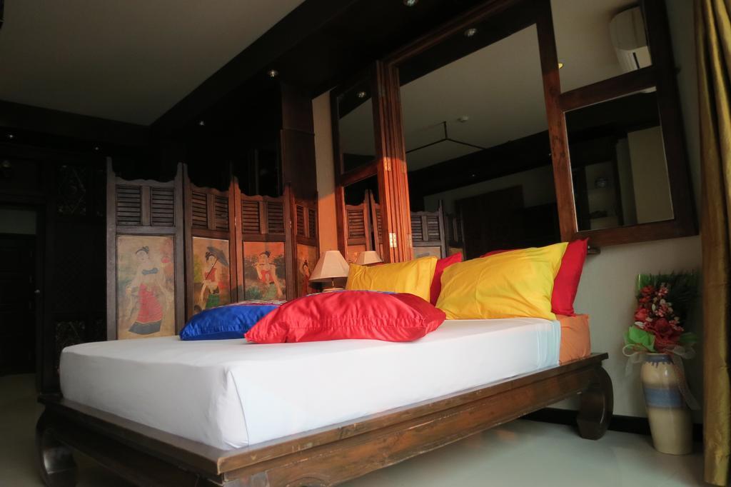 View Talay 6 Suite Apartments Pattaya Bagian luar foto
