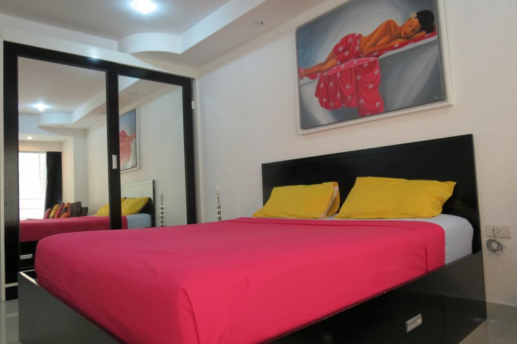 View Talay 6 Suite Apartments Pattaya Bagian luar foto