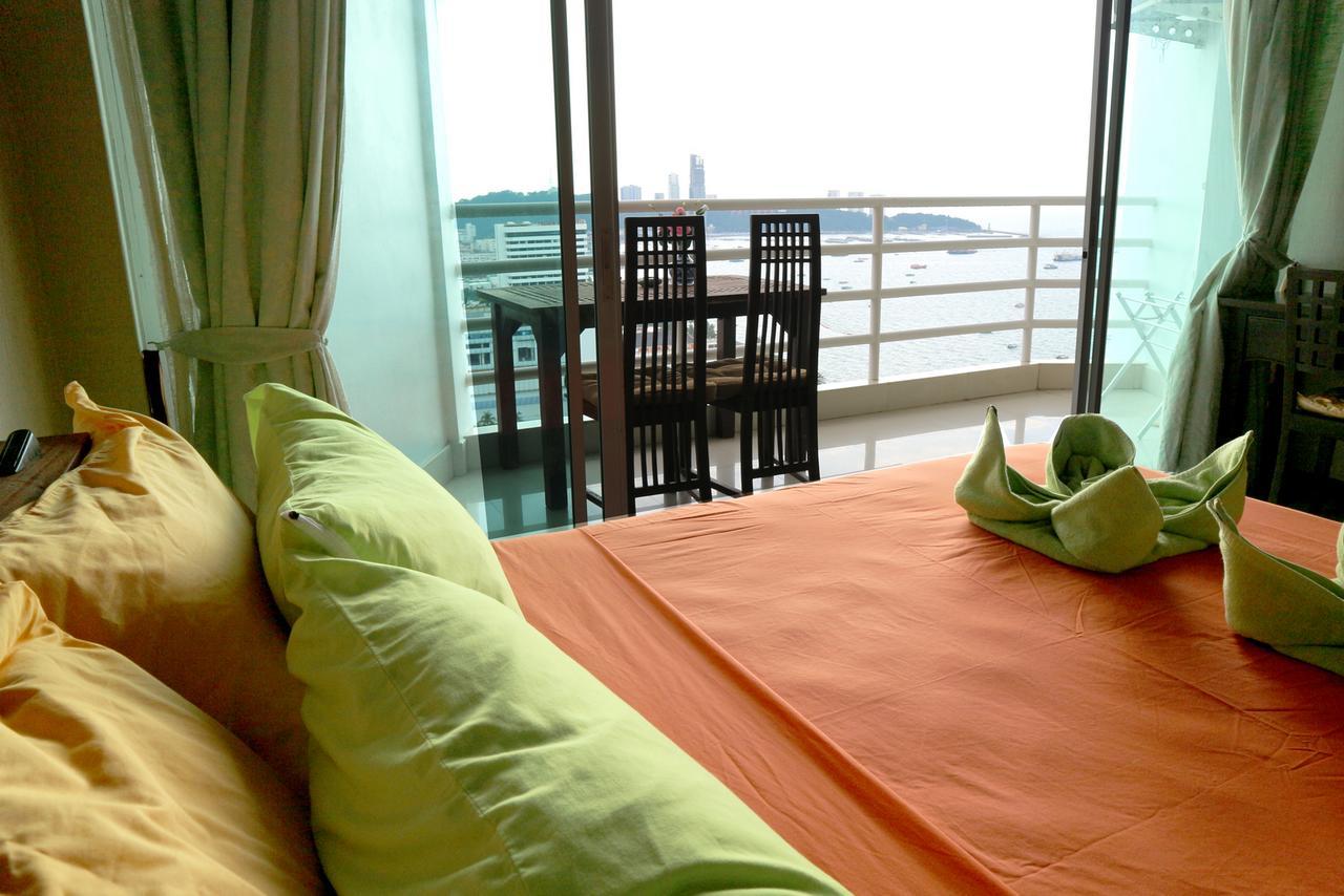 View Talay 6 Suite Apartments Pattaya Bagian luar foto