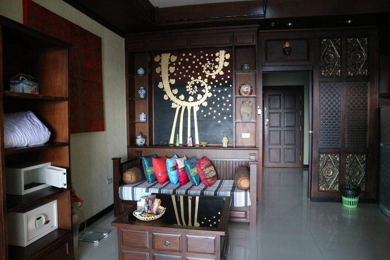 View Talay 6 Suite Apartments Pattaya Bagian luar foto