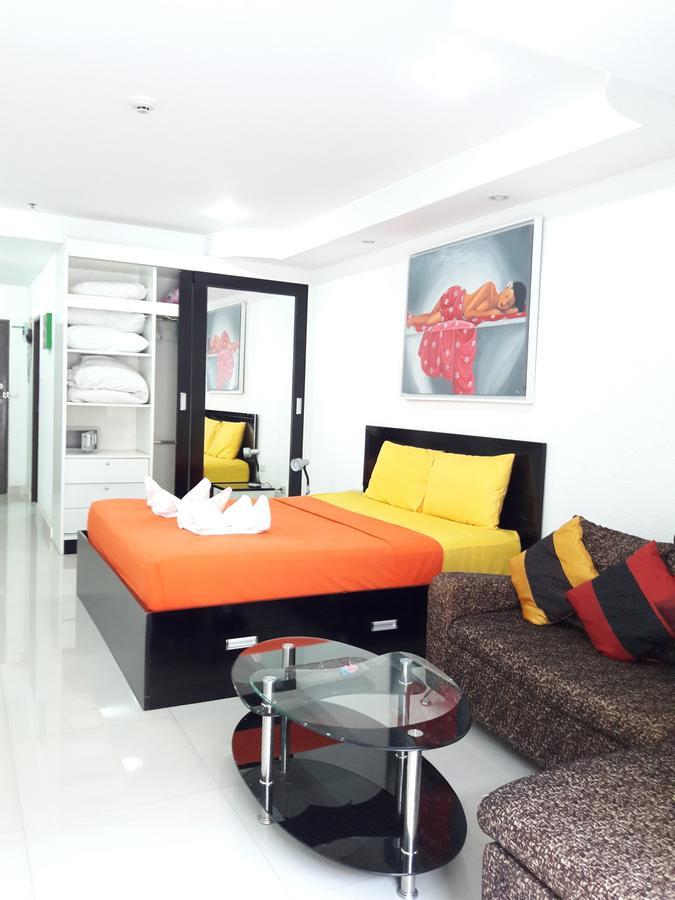 View Talay 6 Suite Apartments Pattaya Bagian luar foto